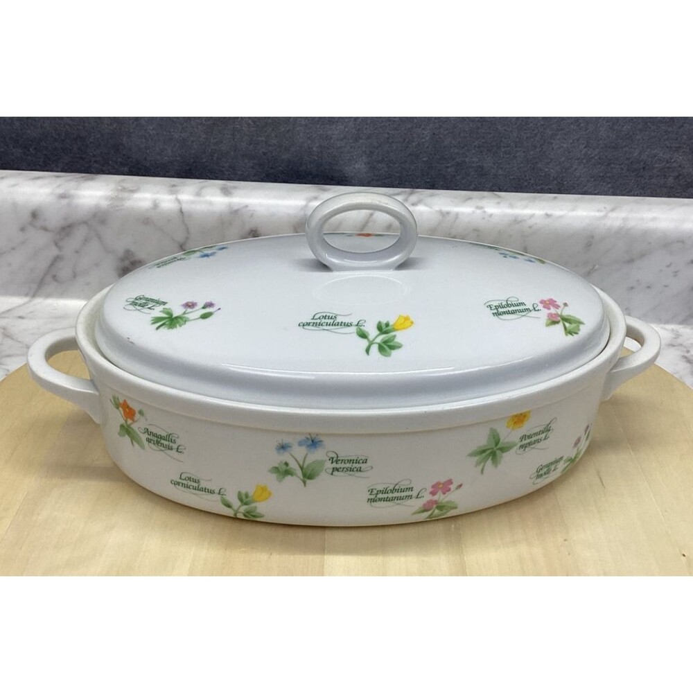 Anchor Ovenware 3.15 QT C8405 Floret Oval Casserole Dish with Lid & Handles
